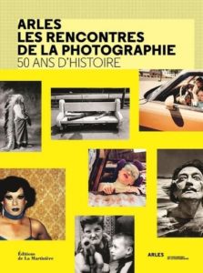 ARCHIVO | Portada del libro fotográfico <em>50 años de historia</em> sobre los Rencontres de la Fotografía de Arles