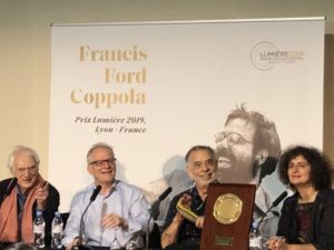 VICENÇ BATALLA | Bertrand Tavernier et Thierry Frémaux, à gauche, avec le Prix Lumière 2019 Francis Ford Coppola et la traductrice Massoumeh Lahidji