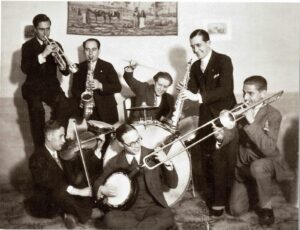 ARCHIVO | Una imagen de la orquesta de jazz Red Ribbon's de Palafrugell, a finales de los años veinte