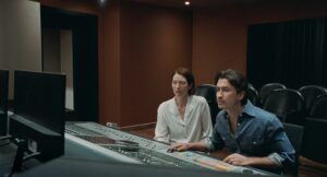 KICK THE MACHINE | Tilda Swinton y Juan Pablo Urego, intentando encontrar en un estudio de grabación el sonido del <em>¡bang!</em> que escucha la primera en <em>Memoria</em>