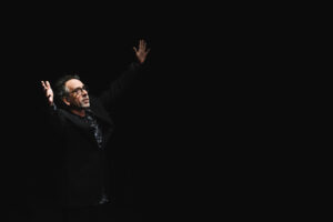 CHASIGNOLE | Tim Burton, antes de comenzar su <em>masterclass</em> en el teatro de los Celestinos de Lyon, el pasado 21 de octubre